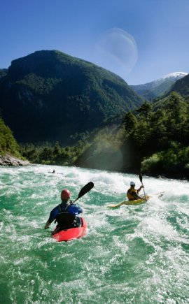 thrillvista kayaking vertical 01